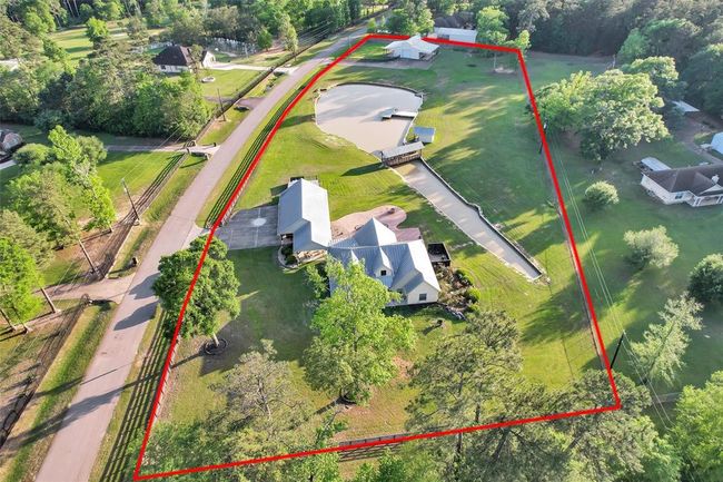 11426 Willis Waukegan Rd, House other with 3 bedrooms, 2 bathrooms and 4 parking in Conroe TX | Image 49