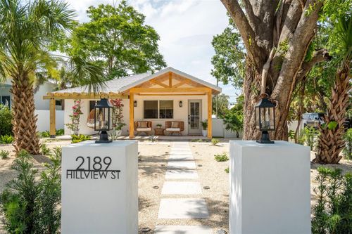 2189 Hillview St, SARASOTA, FL, 34239-2346 | Card Image