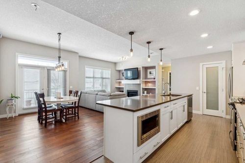 252 Silverado Plains Pk Sw, Calgary, AB, T2X1Y9 | Card Image