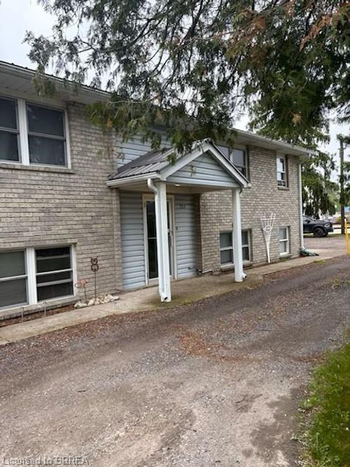 251 William St, Delhi, ON, N4B1N1 | Card Image