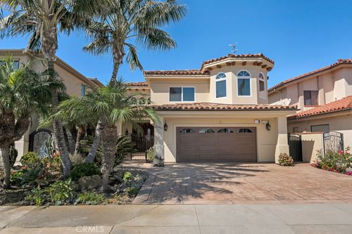 2051 Greencastle Way, OXNARD, CA, 93035-2903 | Card Image