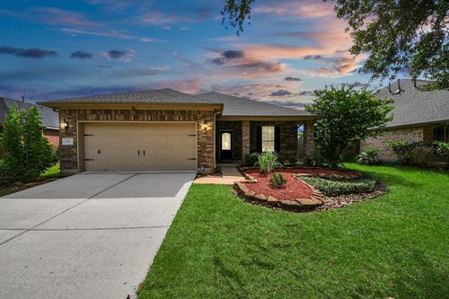 1805 Jasmine Hollow Ln, Pearland, TX, 77581-2548 | Card Image