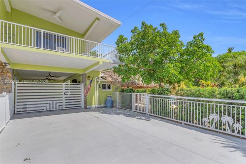 443 4th Rd, Key Largo, FL, 33037-4804 | Card Image