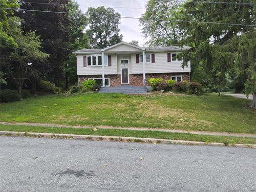 6 O Sullivan Ln, Monroe, NY, 10950-3020 | Card Image