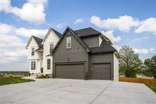 101 Sw View High Dr, House other with 5 bedrooms, 5 bathrooms and null parking in Lee's Summit MO | Image 7