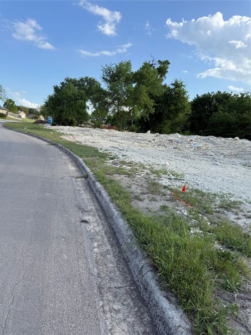 2-7709 Mill Stream Dr, Dallas, TX, 75232 | Card Image