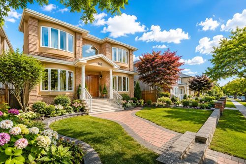 763 W 64th Avenue, Vancouver, BC, V6P2L2 | Card Image