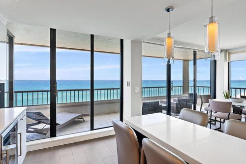 10s-5250 N Ocean Dr, Riviera Beach, FL, 33404-2653 | Card Image
