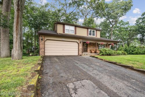 1561 Waters Edge Ct, Wixom, MI, 48393-1668 | Card Image