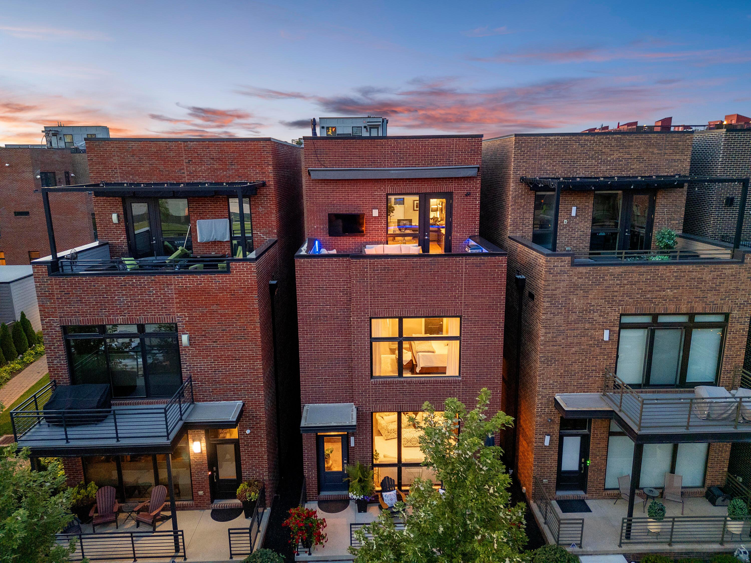 Cornelius St, Columbus, OH 43215