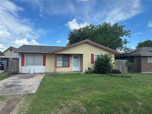 115 Lee Ave, Gregory, TX, 78359 | Card Image