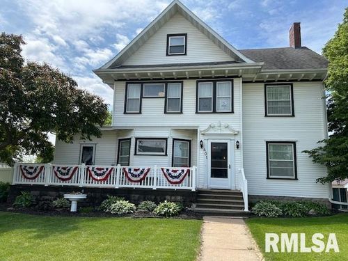 401 Market St, Delmar, IA, 52037-9353 | Card Image