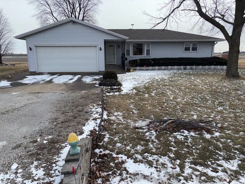 307 Olive St, Emden, IL, 62635-6309 | Card Image