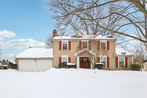26 Misty Pine Rd, Fairport, NY, 14450-2628 | Card Image