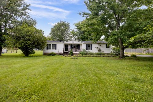 5661 Dixon Rd, Cross Plains, TN, 37049-5005 | Card Image