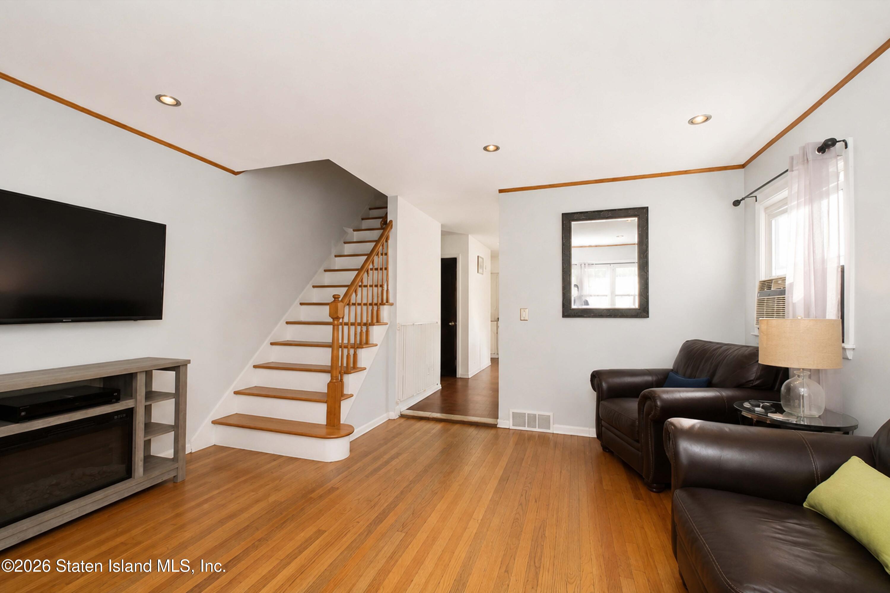 Residential in Staten Island 3