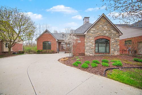 5496 Pinnacle Ct, Ann Arbor, MI, 48108-8663 | Card Image