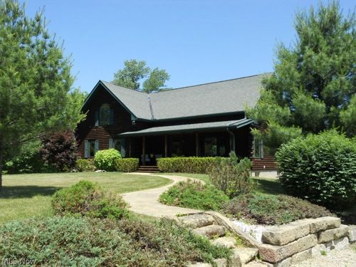 11994 Burr Oak Rd, Glouster, OH, 45732-9730 | Card Image