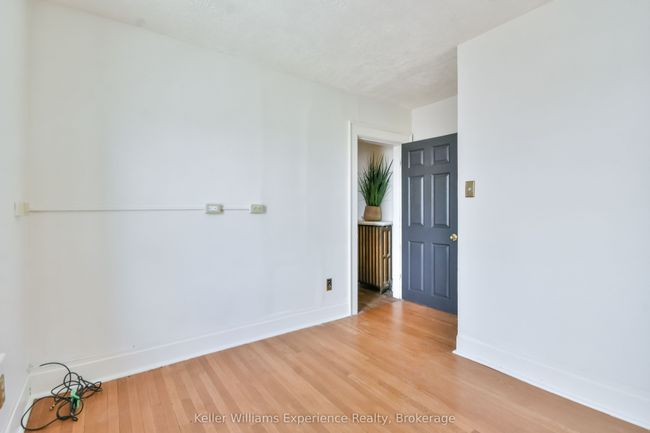 342 King St, Home with 0 bedrooms, 0 bathrooms and 4 parking in Midland ON | Image 28