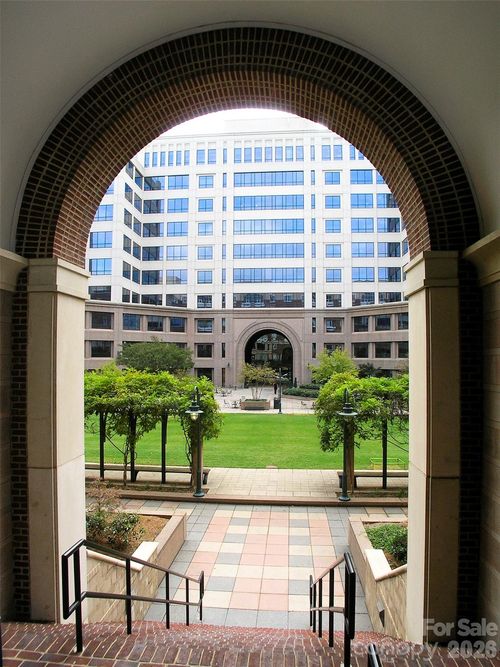 unit-516-400 N Church St, Charlotte, NC, 28202-2287 | Card Image