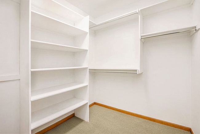 4th bedroom in lower level walk-in closer | Image 38