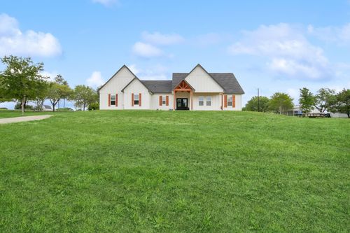 7332 Kurt Dr, Brenham, TX, 77833-7108 | Card Image