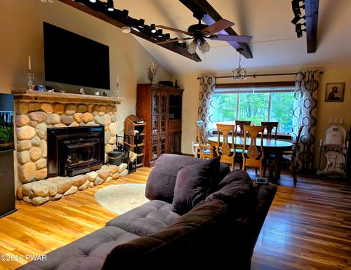 167 Skyview Rd, Dingmans Ferry, PA, 18328-4041 | Card Image