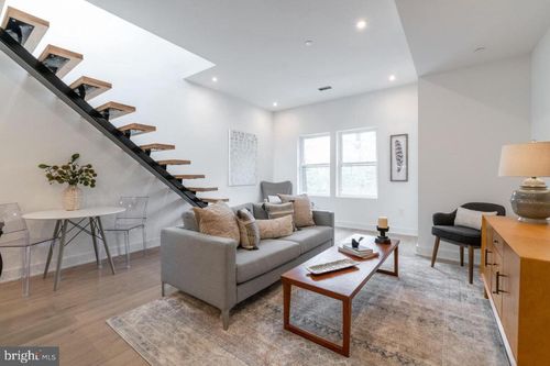 unit-8-4017 Davis Pl Nw, WASHINGTON, DC, 20007-1227 | Card Image