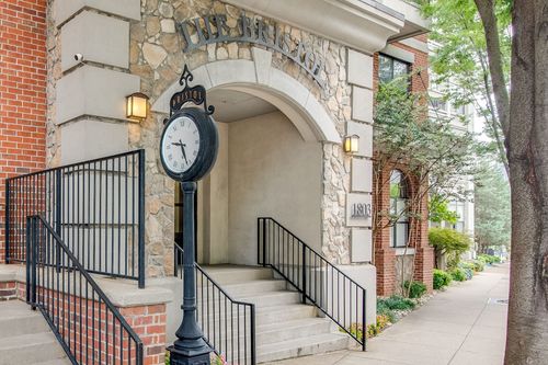 430-1803 Broadway, Nashville, TN, 37203-2764 | Card Image