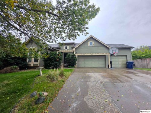 9502 S 27th Street, Bellevue, NE, 68147 | Card Image