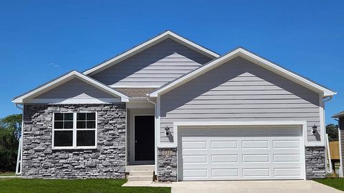 3458 Craven Dr, Coralville, IA, 52241-7102 | Card Image