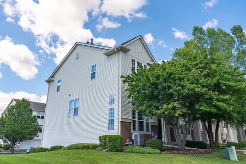 1150 Kilbery Ln, North Aurora, IL, 60542-4601 | Card Image
