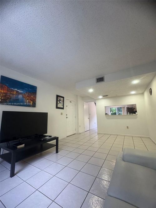 apt-210-8270 Sw 149th Ct, Miami, FL, 33193-3108 | Card Image