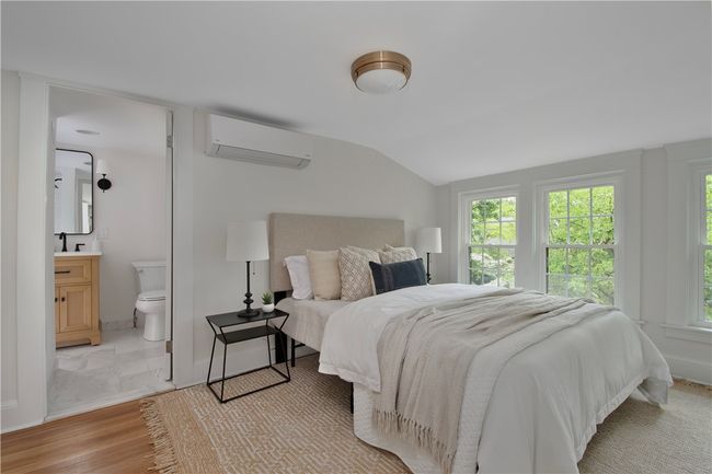 175 Freeman Pkwy, House other with 5 bedrooms, 4 bathrooms and 5 parking in Providence RI | Image 42