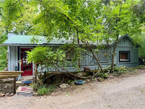 16 Nut St, Eureka Springs, AR, 72632-3431 | Card Image