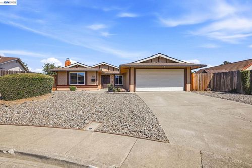 2640 Beecham Ct, Fairfield, CA, 94533-1220 | Card Image
