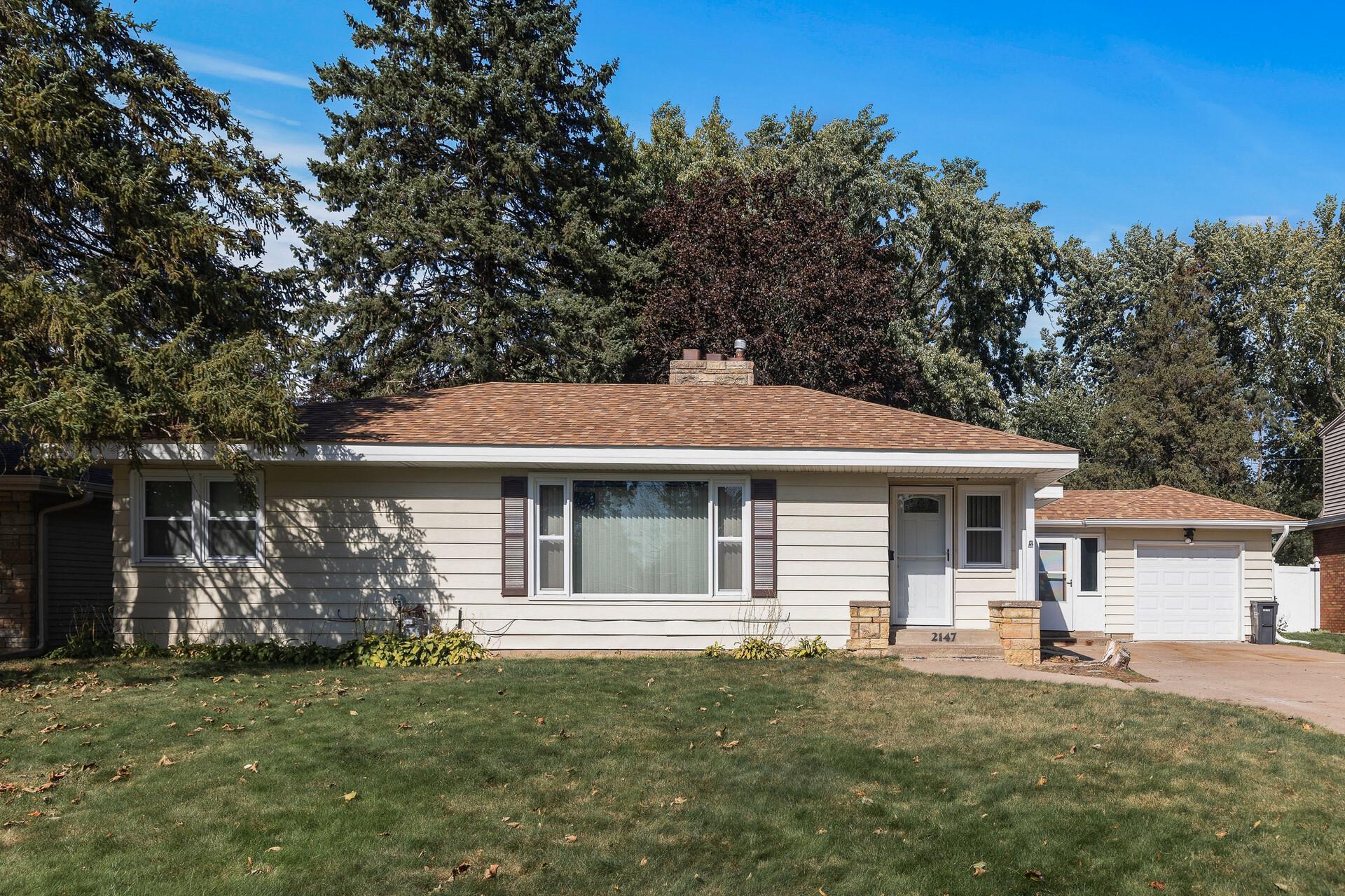 Ames Ave, Saint Paul, MN 55119