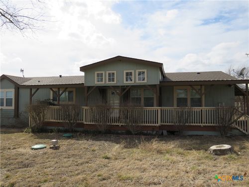 945 County Road 208, Lampasas, TX, 76550-9516 | Card Image