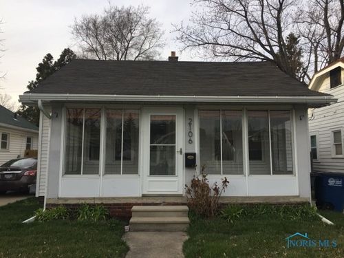 2106 Fairfax Rd, Toledo, OH, 43613-5119 | Card Image