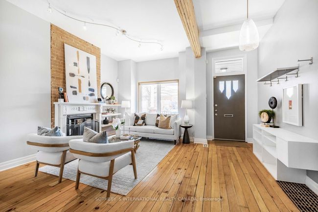 87 W Lodge Ave, House attached with 3 bedrooms, 2 bathrooms and null parking in Toronto ON | Image 4
