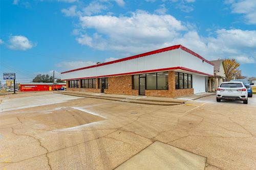 210 S Virginia St, Terrell, TX, 75160-3716 | Card Image