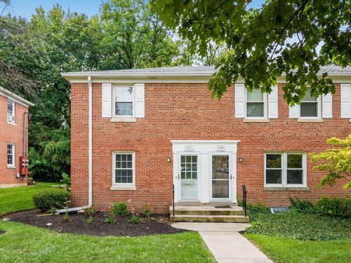 111 E Selby Blvd, Worthington, OH, 43085-3673 | Card Image