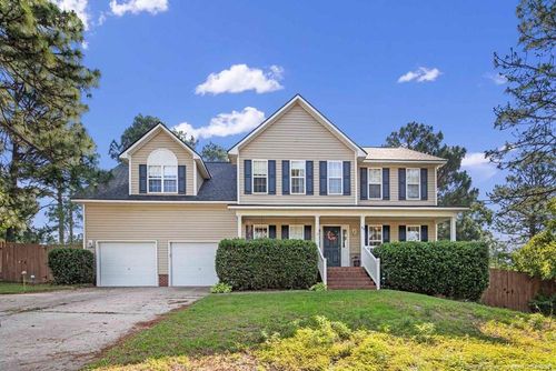 40 Union Cir, Lillington, NC, 27546-6289 | Card Image
