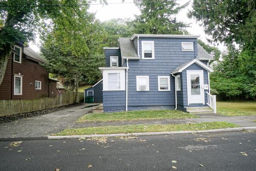 12 Bailey St, Lynn, MA, 01904-2212 | Card Image