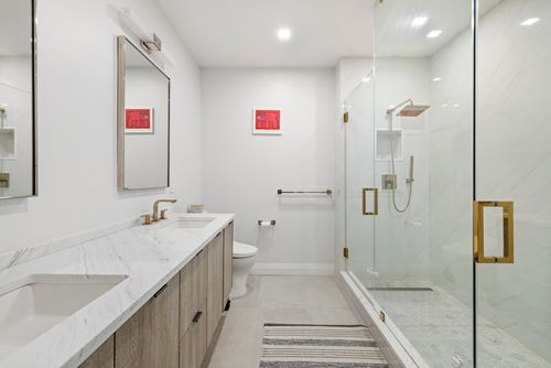 29c-2 Columbus Ave, New York, NY, 10023-6931 | Card Image