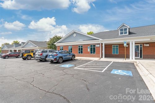 10316 Feld Farm Ln, Charlotte, NC, 28210-8481 | Card Image