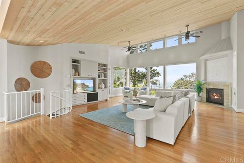 320 Bellaire St, Del Mar, CA, 92014-2207 | Card Image