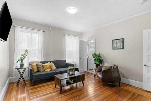 1413 Broad St, Providence, RI, 02905-2847 | Card Image