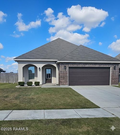 111 Saint Major St, Youngsville, LA, 70592-6774 | Card Image