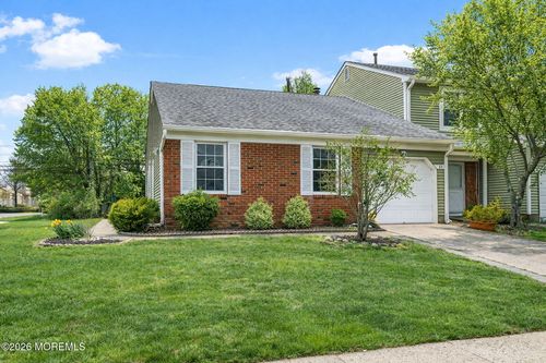 89 Oak Ln, Eatontown, NJ, 07724-3474 | Card Image